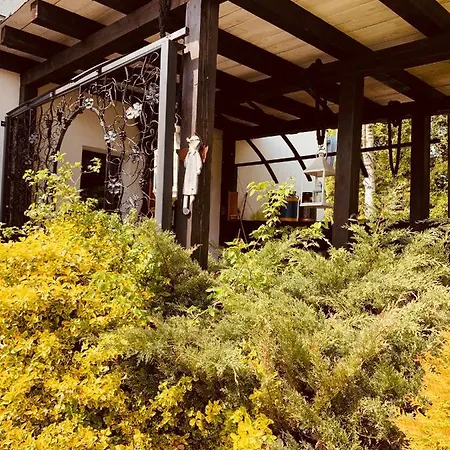 Pensión Dolina Smoków Na Półwyspie