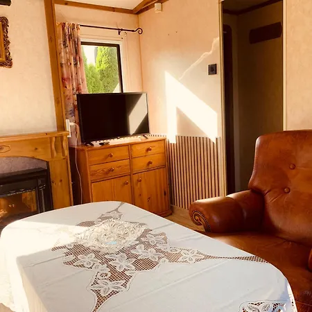 Dolina Smokow Na Polwyspie Guest house