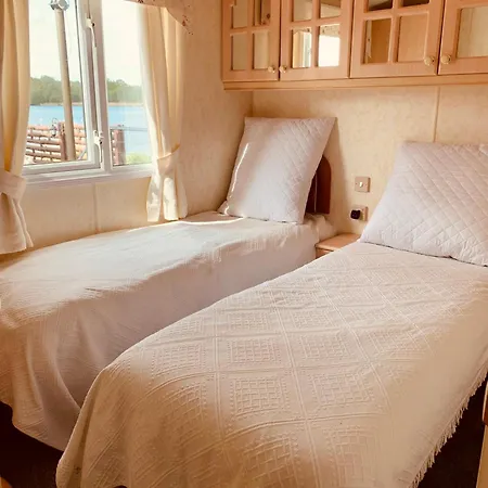 Pensión Dolina Smoków Na Półwyspie Przyton