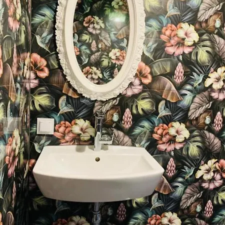 Pensión Dolina Smoków Na Półwyspie 3*